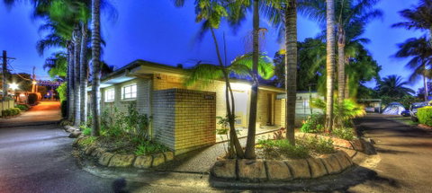 Paradise Palms Caravan Park - Accommodation NSW 3