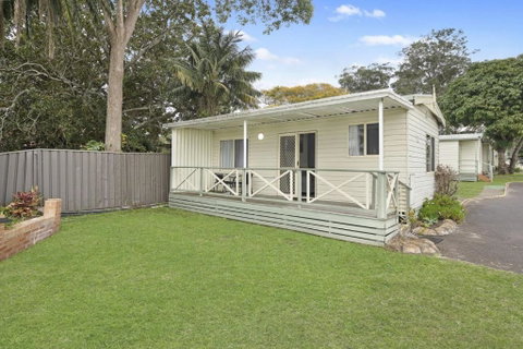 Paradise Palms Caravan Park - Accommodation NSW 1