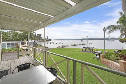 Paradise Palms Caravan Park - Accommodation NSW 2