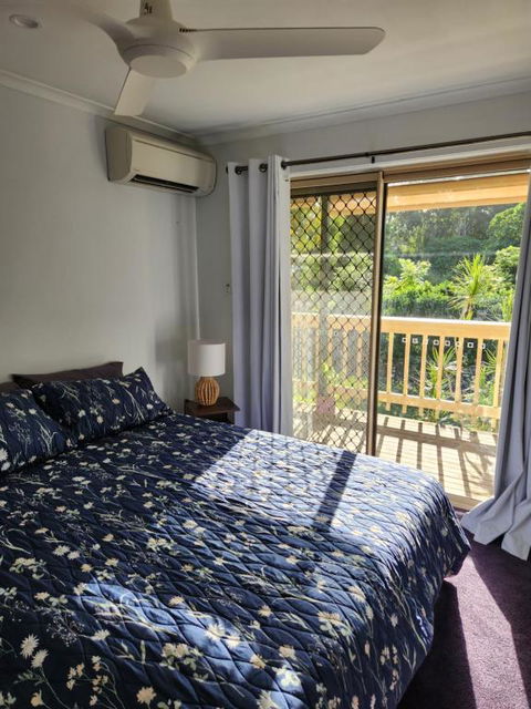 Poinciana Room - Accommodation NSW 0