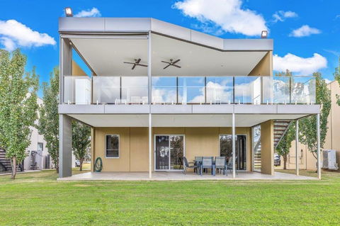 Perricoota Waters - Echuca Holiday Homes - Accommodation NSW 1