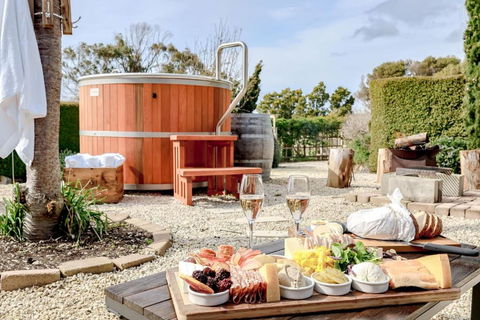 Petite Chateau Waterfront Chateau With Hot Tub - Accommodation NSW 1