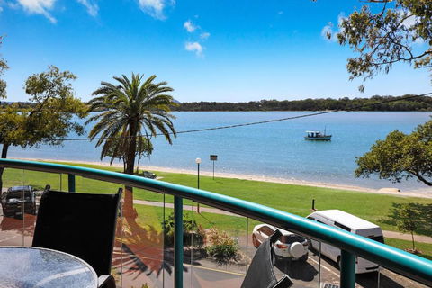 PICNIC7- PICTURE PERFECT PICNIC POINT - Accommodation NSW 1