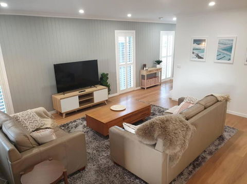 Play@Lakes - Accommodation NSW 0