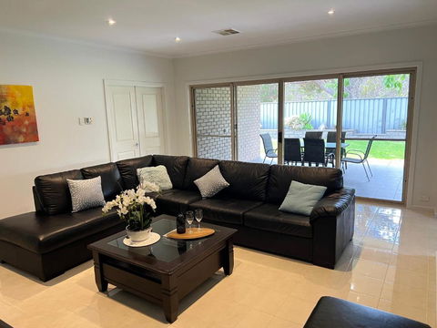 Premium Barossa Getaway - Accommodation NSW 1