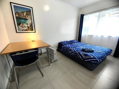 PROMO!!! 2-Bedroom Home Near Airport, Train Station! - Accommodation NSW 3