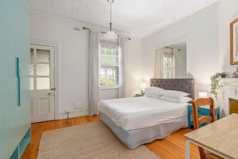 Quaint 3-Bed Heritage Home In The Heart Of Sydney - Accommodation NSW 1
