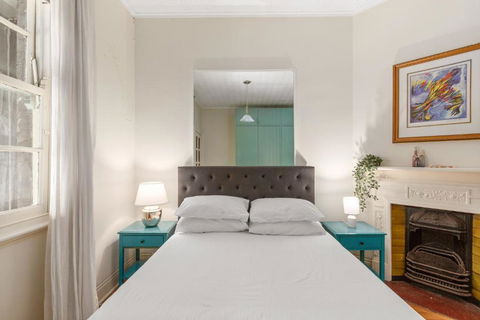 Quaint 3-Bed Heritage Home In The Heart Of Sydney - Accommodation NSW 0