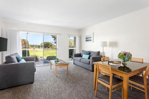 Quest Williamstown North - Accommodation NSW 3
