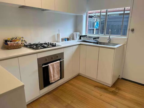 Quiet & Private With City Access And Free Wifi - Accommodation NSW 2