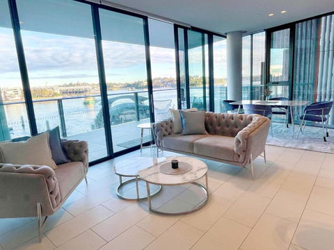 RARE Luxury Waterfront Living - Accommodation NSW 0