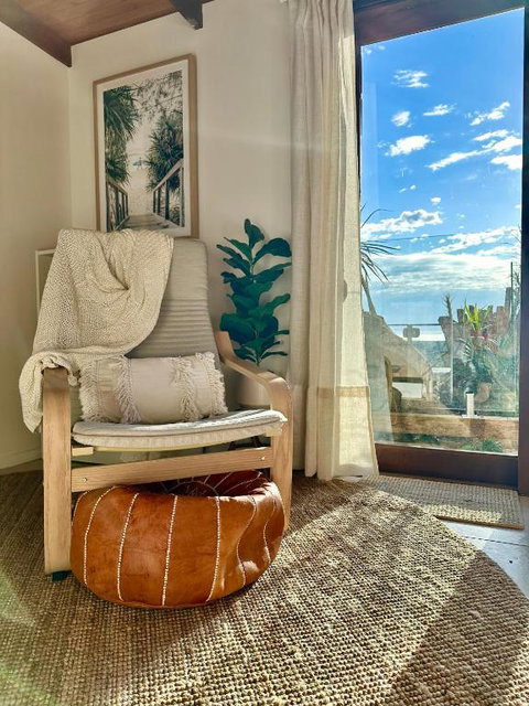 Private Access Retreat 1 Queen Bedroom W Stunning Pool And Ocean Views - Accommodation NSW 3