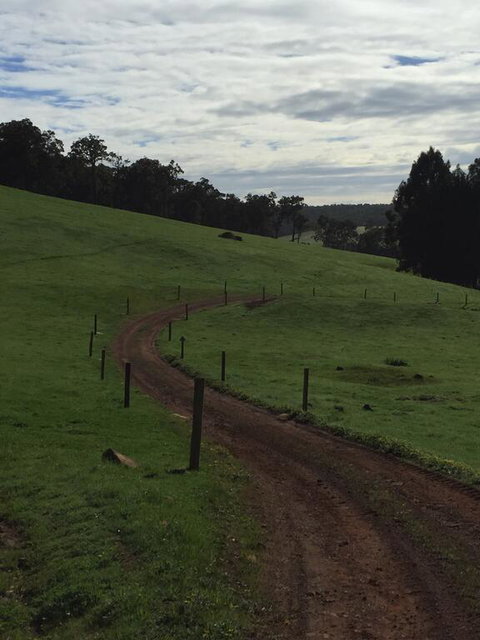 Atina Rocks Country Homestead - Accommodation NSW 1