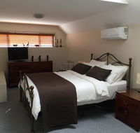 Atina Rocks Country Homestead - Accommodation NSW