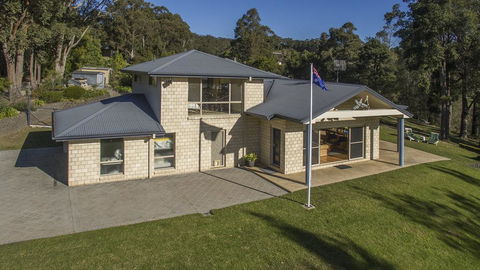 Atlantis On Lake Conjola - Sandra St 1 Lake Conjola - Accommodation NSW 0