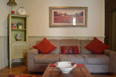 Autumn Affair Cottage 5 - Accommodation NSW 1