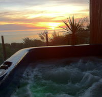Award Winning Beach Front Retreat - Accommodation NSW