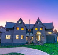 Banjo's Chalet alpine-getaways - Accommodation NSW