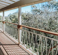 Banksia Beach House - Accommodation NSW