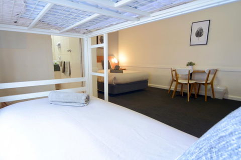 Barclay On View - Accommodation NSW 2