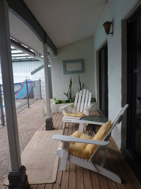 Batemans Bay Manor - Bed And Breakfast - Accommodation NSW 1