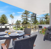 Bathers at the Beach - across from Surf Beach - Accommodation NSW