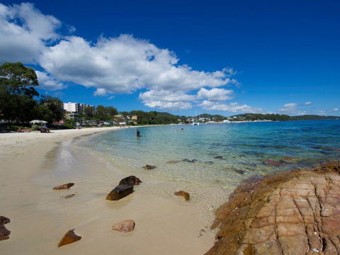 Bay Blue @ Nelson Bay- Just 3 Minutes Walk To Flypoint Beach And 10 Minutes Walk To Little Beach - Accommodation NSW 0