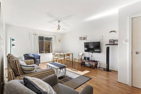 Bay Blue @ Nelson Bay- Just 3 Minutes Walk To Flypoint Beach And 10 Minutes Walk To Little Beach - Accommodation NSW 1