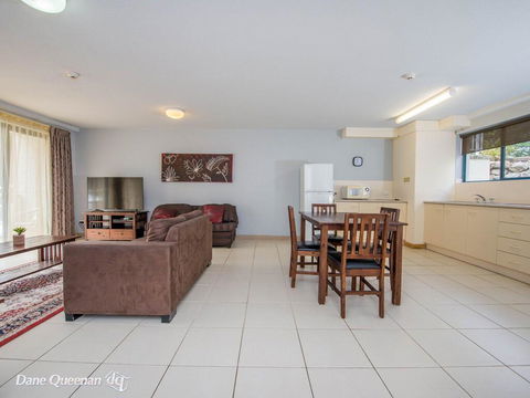 Bay Breeze 2 Bedroom Villa 24 - Accommodation NSW 2