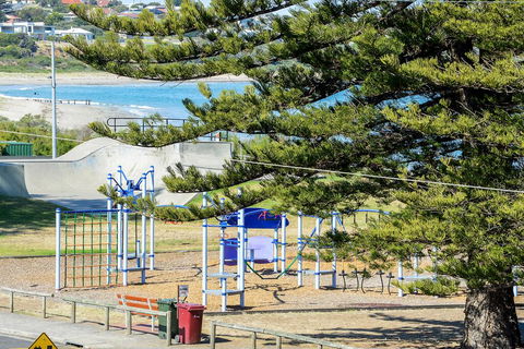 Bayline Beachfront Apartment No 4 - Accommodation NSW 3