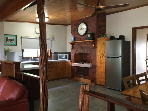 Bayview Boathouse - Accommodation NSW 2