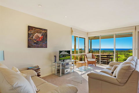 Beach Breakers Apartment - Stunning Views - Accommodation NSW 0