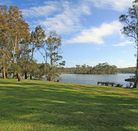 Beach Shack on the Lagoon - Accommodation NSW