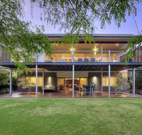 BeachBlu Holiday Home - Accommodation NSW