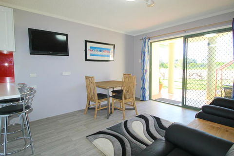 Beachfront 2, 25 Willow Street - Accommodation NSW 3