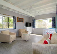 Beachfront 6 25 Willow Street - Accommodation NSW