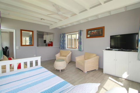 Beachfront 6, 25 Willow Street - Accommodation NSW 2
