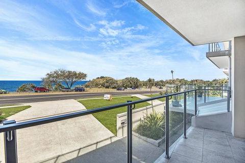 Beachfront Cabarita Apartment - Accommodation NSW 2