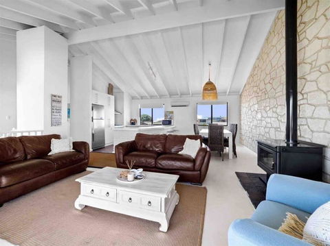 Relaxing Getaway Beachfront Access Multi Family Pets Mandurah - Accommodation NSW 0