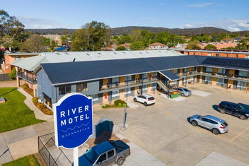 River Motel with Accommodation NSW