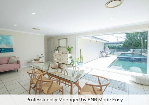 Regand Retreat - Luxurious Family Home, Pool - Accommodation NSW 0
