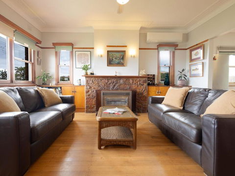 Retro Retreat - Accommodation NSW 1