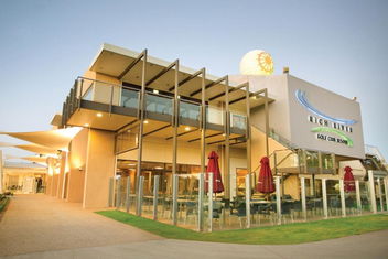 Rich River Golf Club with Accommodation NSW