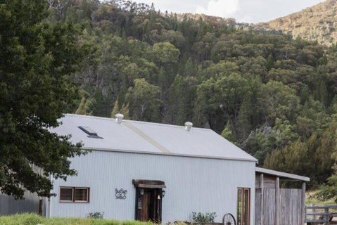 Riverlea Stables- Style And Charm Await You! - Accommodation NSW 2