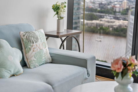 RiverViews 1BR 1BA Skytower Apt With Pool, Gym, Sauna - Accommodation NSW 2
