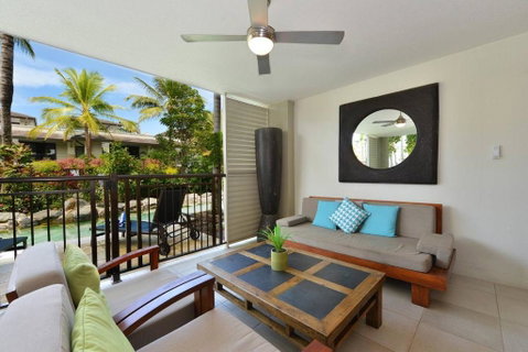 Resort-style Swim Out - A True Tropical Oasis - Accommodation NSW 1