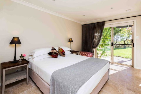 Rosby Guesthouse And Studio - Accommodation NSW 3