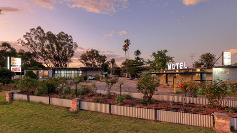 Rose City Motor Inn - Accommodation NSW 0