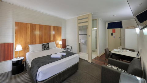 Rose City Motor Inn - Accommodation NSW 3