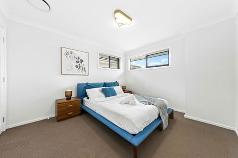 Rouse Hill Fancy 5bedrooms House - Accommodation NSW 3
